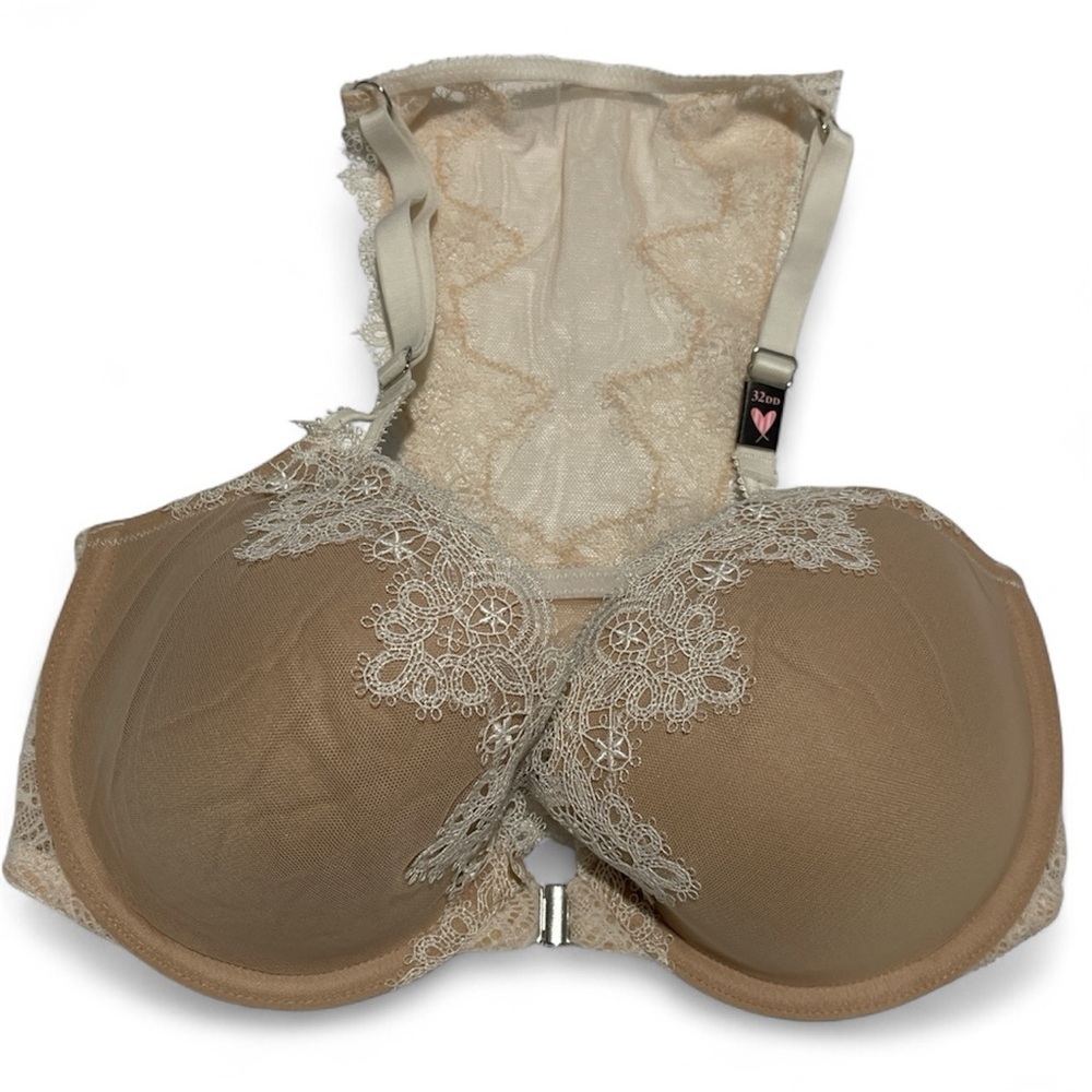 Victoria's Secret Black and Cream Lace Bra